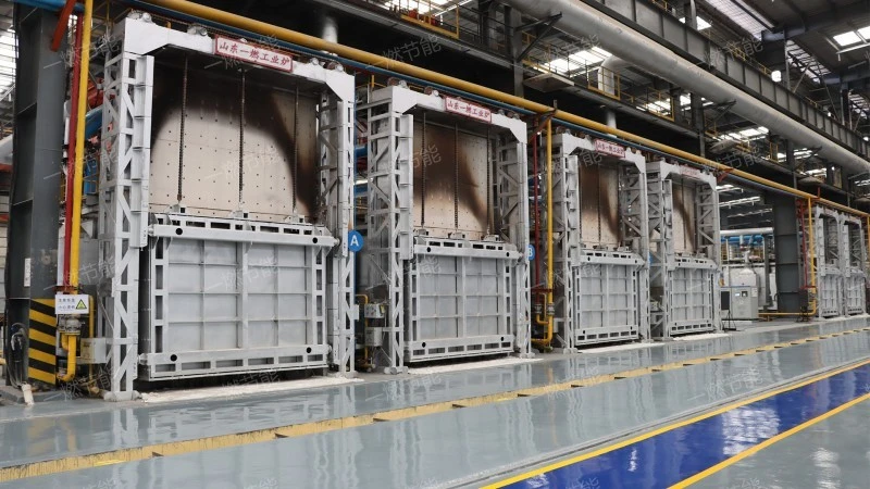 Automatic greenhouse furnace